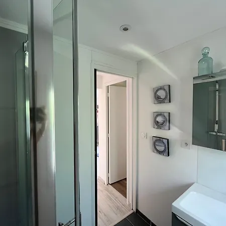 Arcachon: Charmante Maison T3 Avec Terrasse, Wi-fi, Climatisation Et Proche - Fr-1-319-410 *