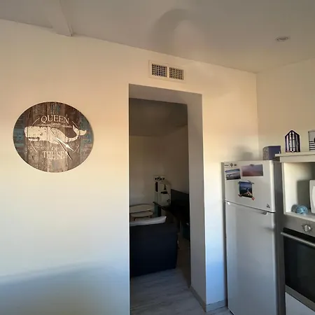 Arcachon: Charmante Maison T3 Avec Terrasse, Wi-fi, Climatisation Et Proche - Fr-1-319-410 Holiday home Arcachon