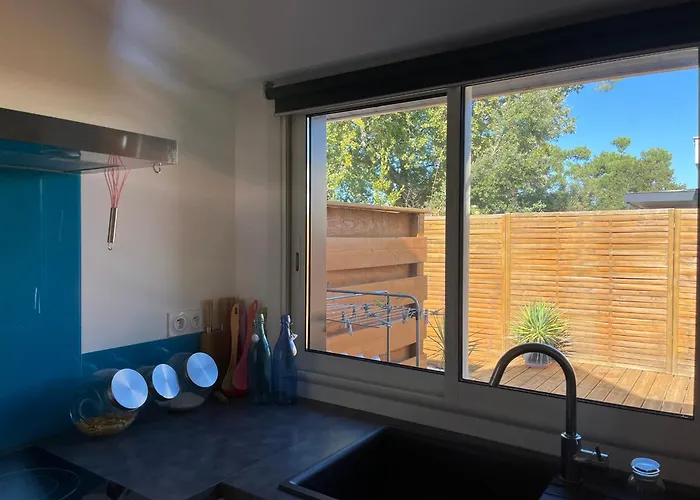 Maison T3 Calme Entre D'hiver Et Pereire - Fr-1-319-410 펜션 *